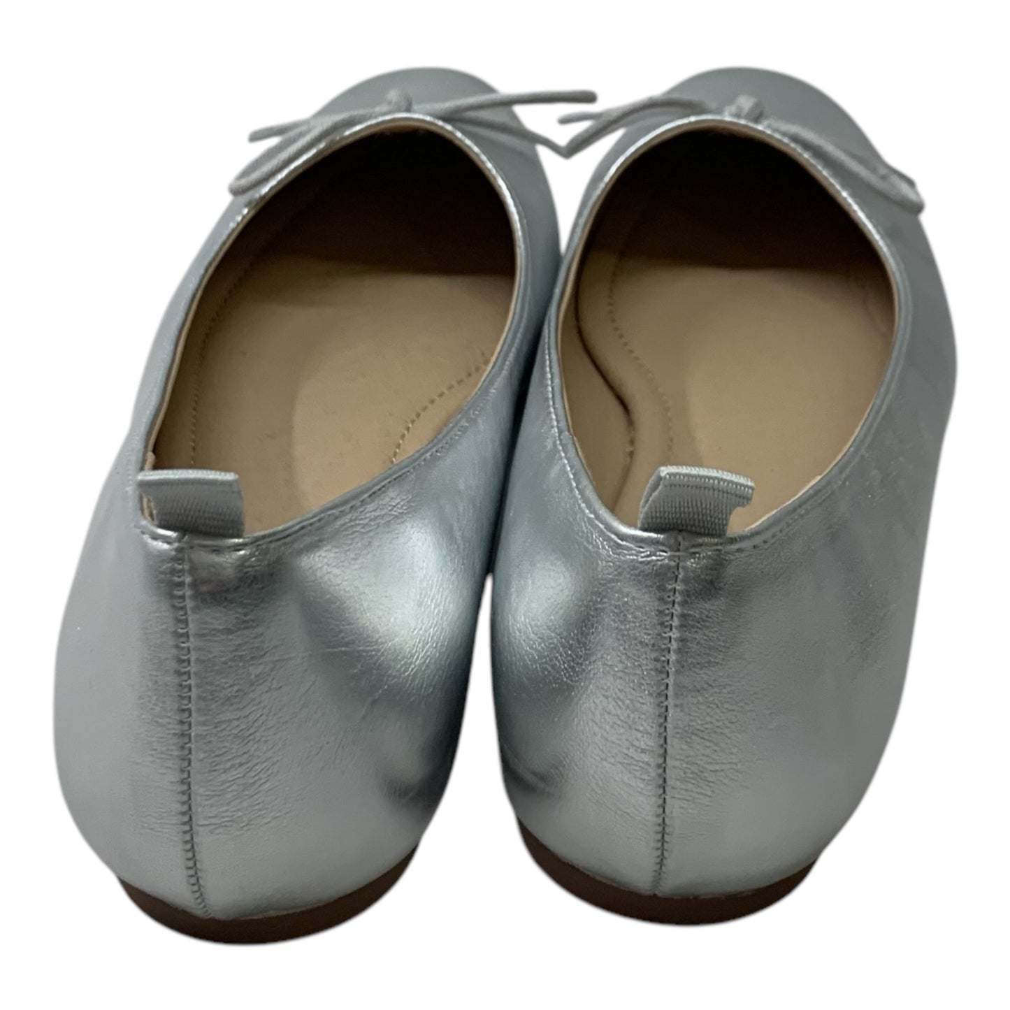 Shoes Flats By Gap In Silver, Size: 9