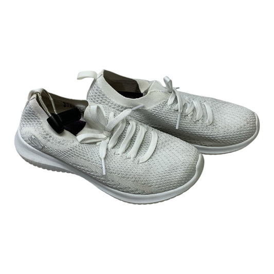 Shoes Athletic By Skechers In White, Size: 5.5