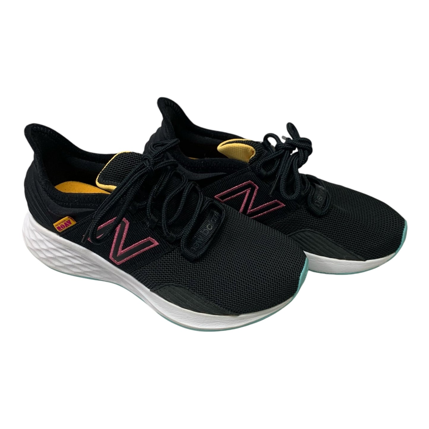 Shoes Athletic By New Balance In Black, Size: 5