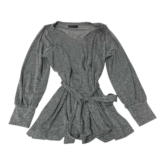 Top Long Sleeve Basic By Lane Bryant In Grey, Size: L