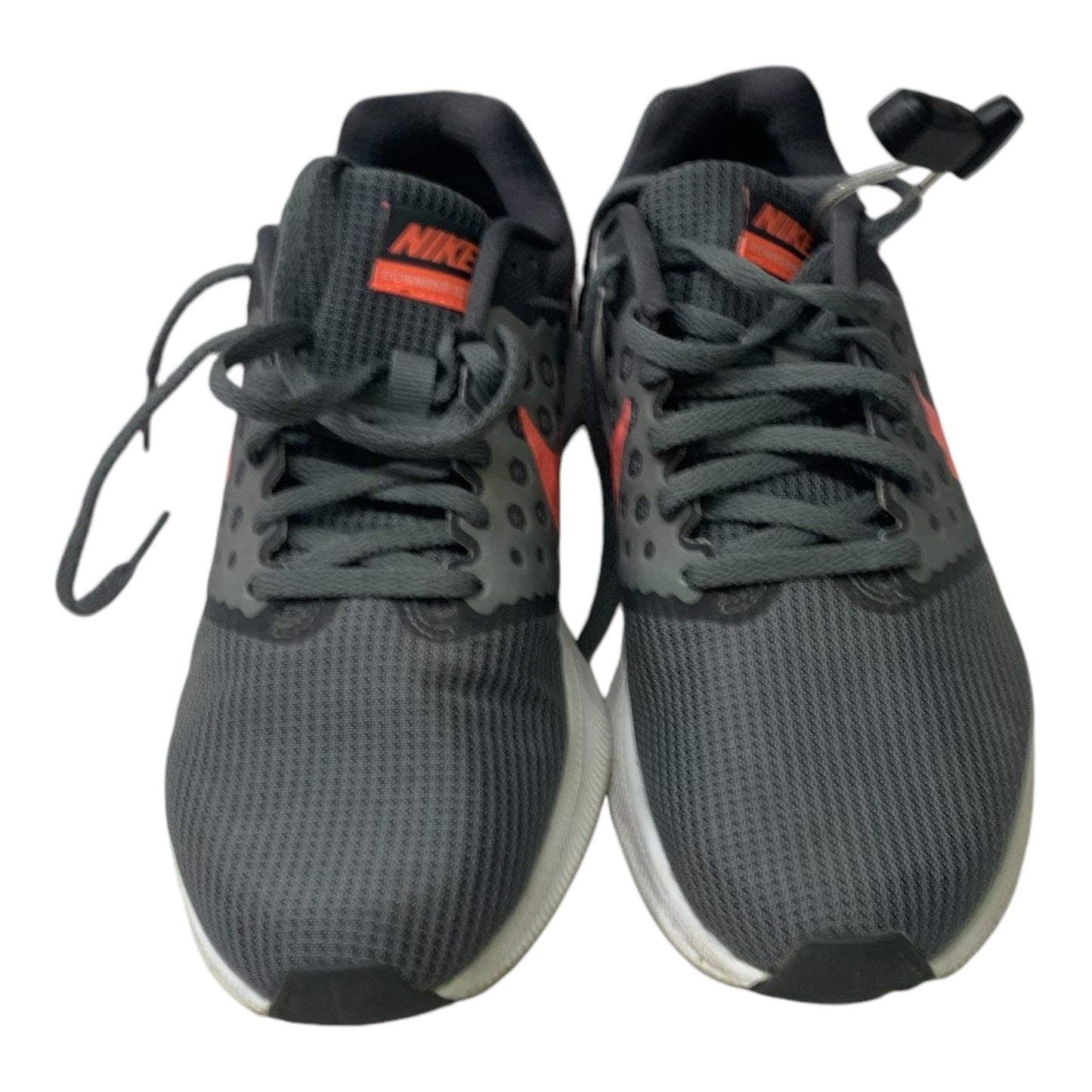 Shoes Athletic By Nike In Grey, Size: 8