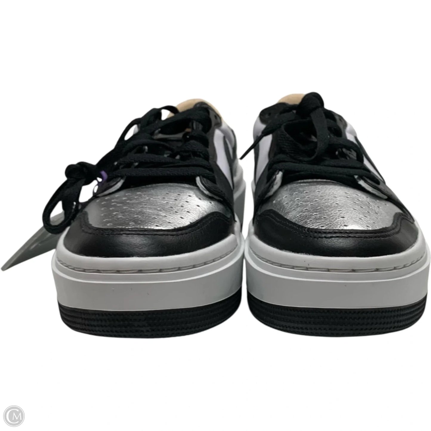 Shoes Sneakers By Nike In Black & Silver, Size: 7