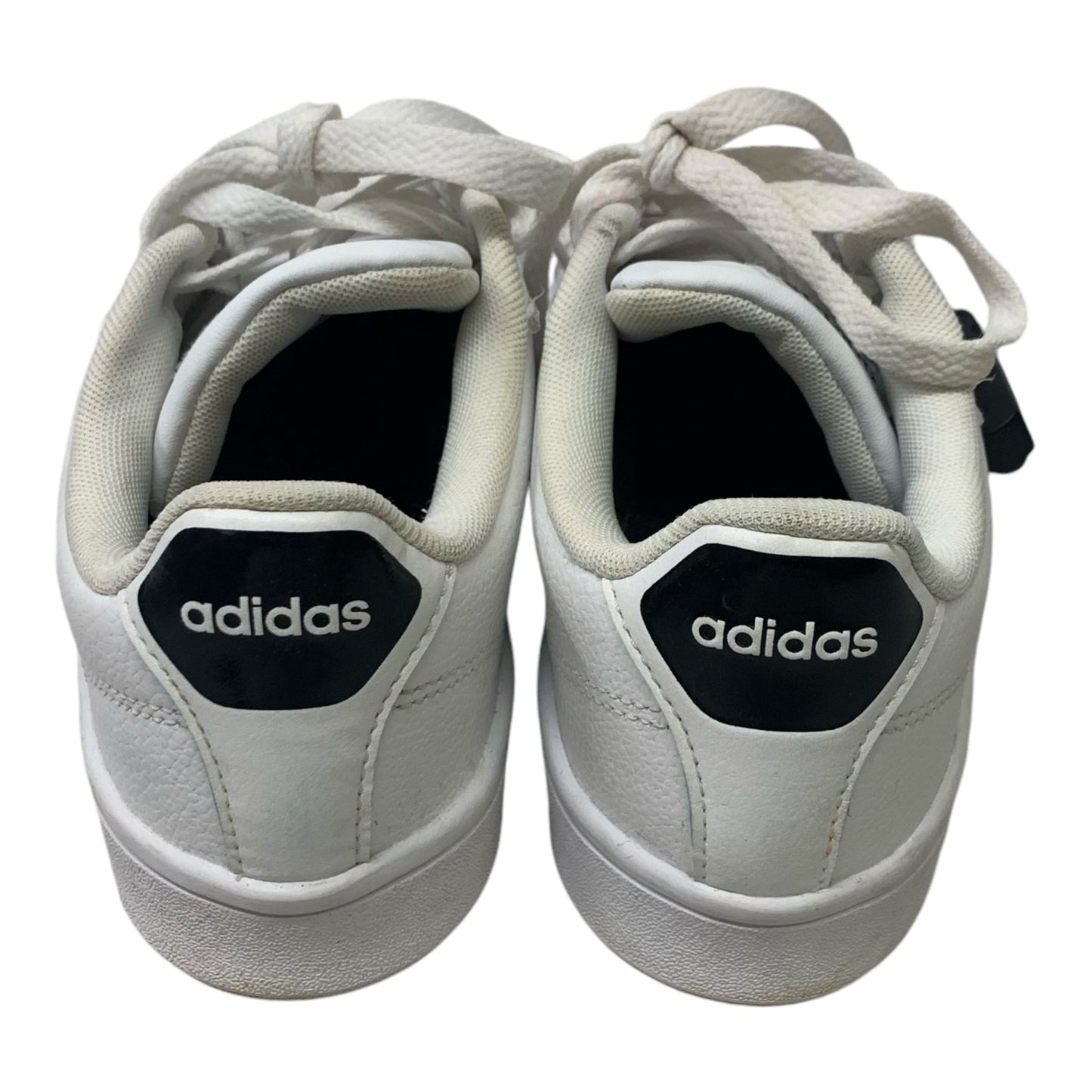 Shoes Sneakers By Adidas In White, Size: 6