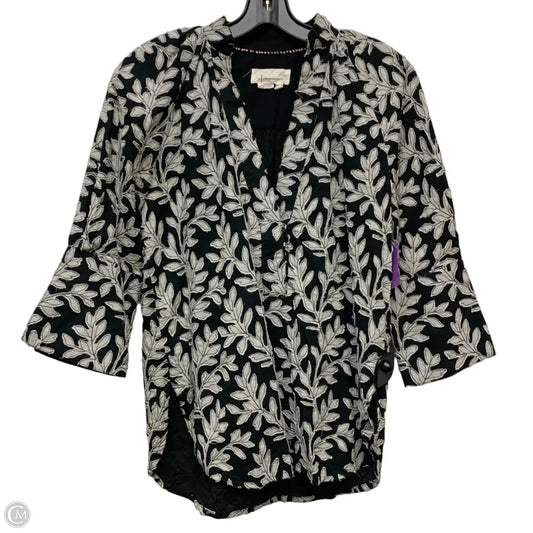 Top Long Sleeve By Anthropologie In Black & White, Size: Xxs