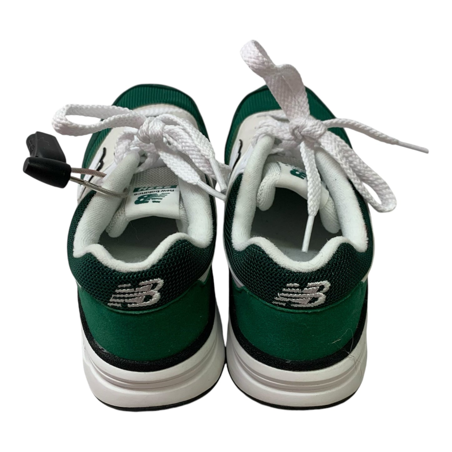 Shoes Sneakers By New Balance In Green, Size: 6.5