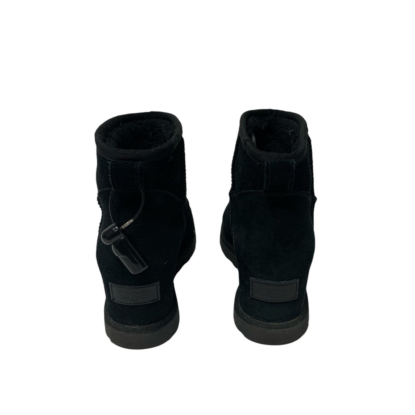 Boots Designer By Ugg In Black, Size: 8