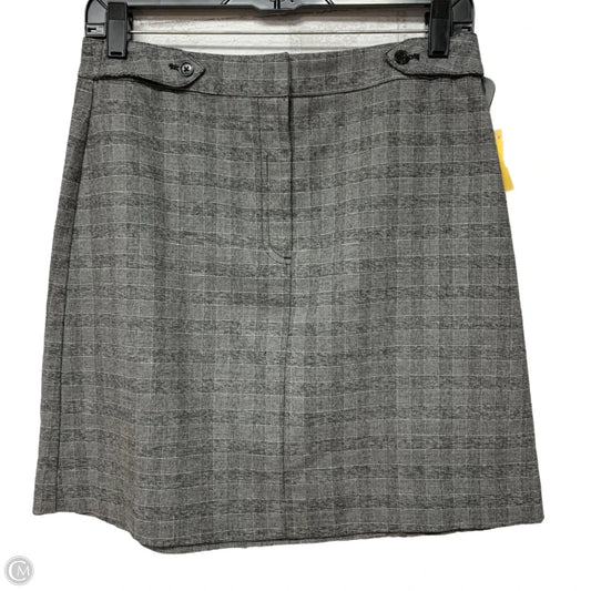 Skirt Mini & Short By Banana Republic In Grey, Size: Xs
