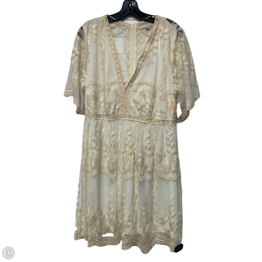 Dress Casual Short By Haute Monde In Cream & White, Size: Xl