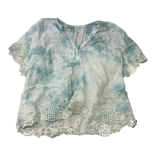 Top Short Sleeve By Anthropologie In Blue & White, Size: S