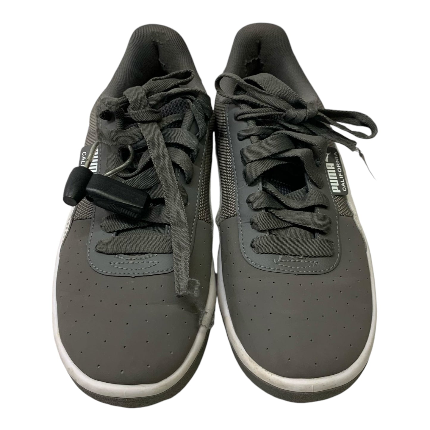 Shoes Sneakers By Puma In Grey, Size: 5