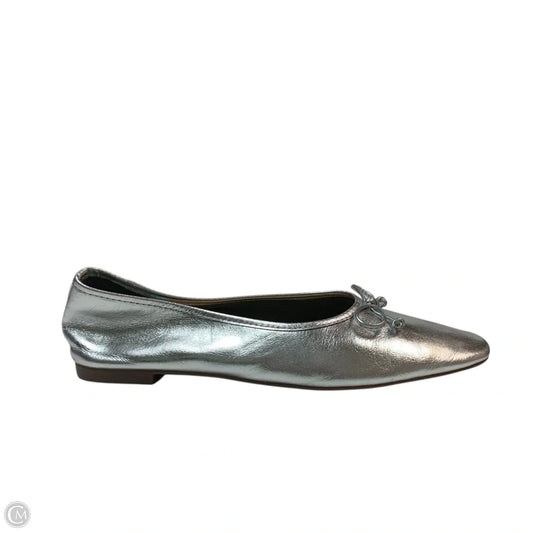 Shoes Flats By Schutz In Silver, Size: 7.5