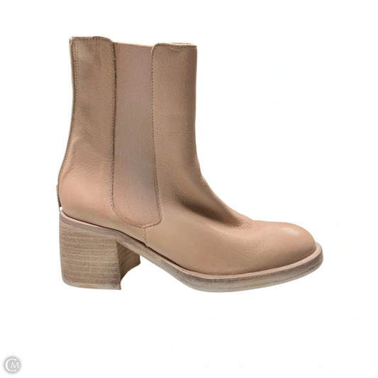 Boots Ankle Flats By Free People In Tan, Size: 6.5