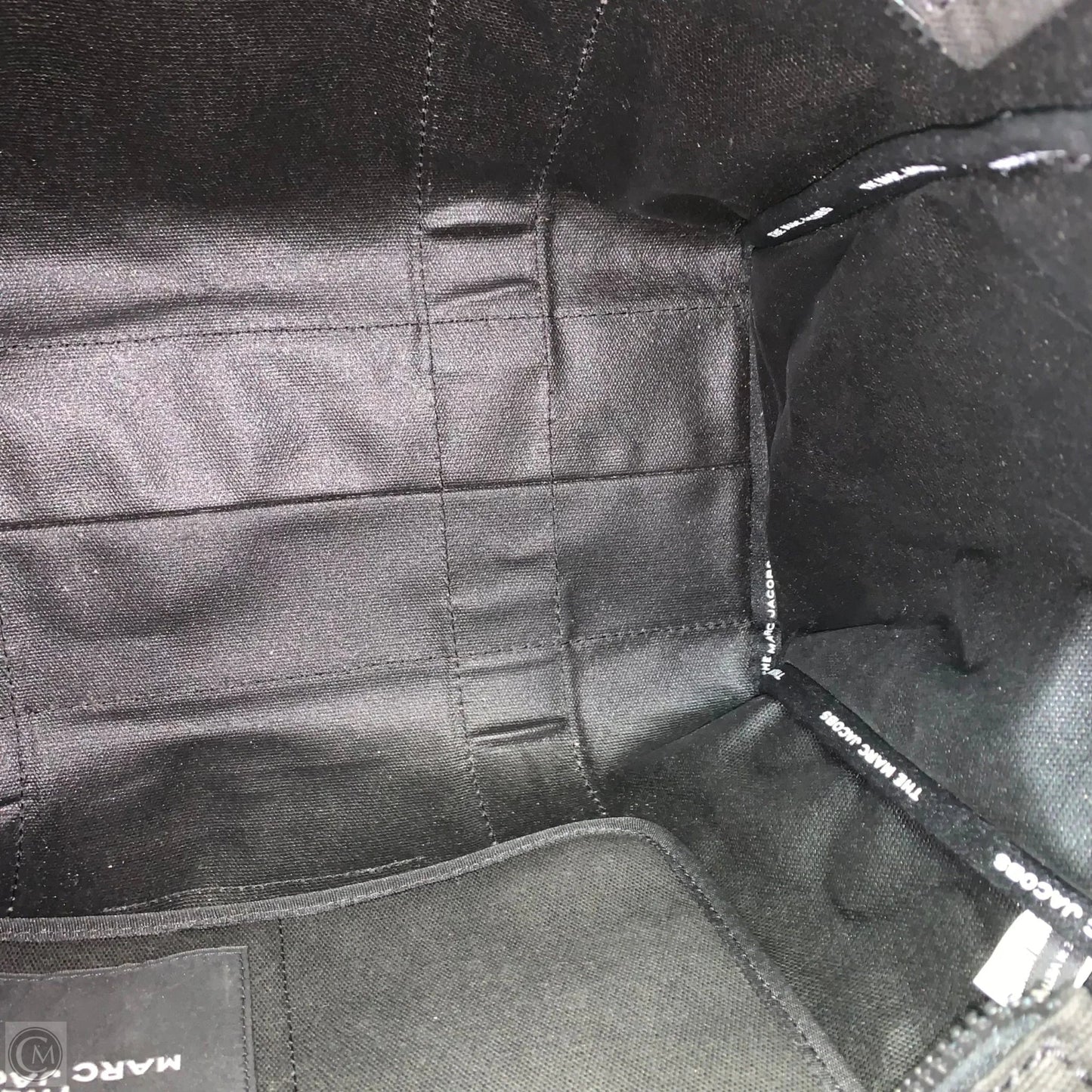 Tote Luxury Designer By Marc Jacobs, Size: Large