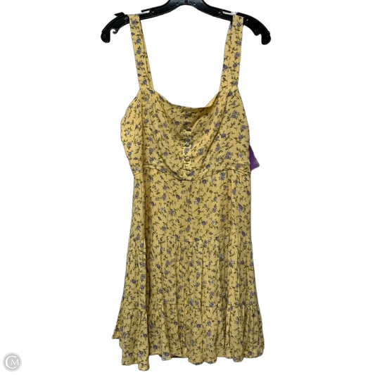 Dress Casual Short By Forever 21 In Yellow, Size: L