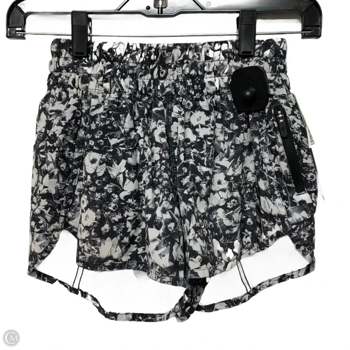 Athletic Shorts By Lululemon In Black & White, Size: S