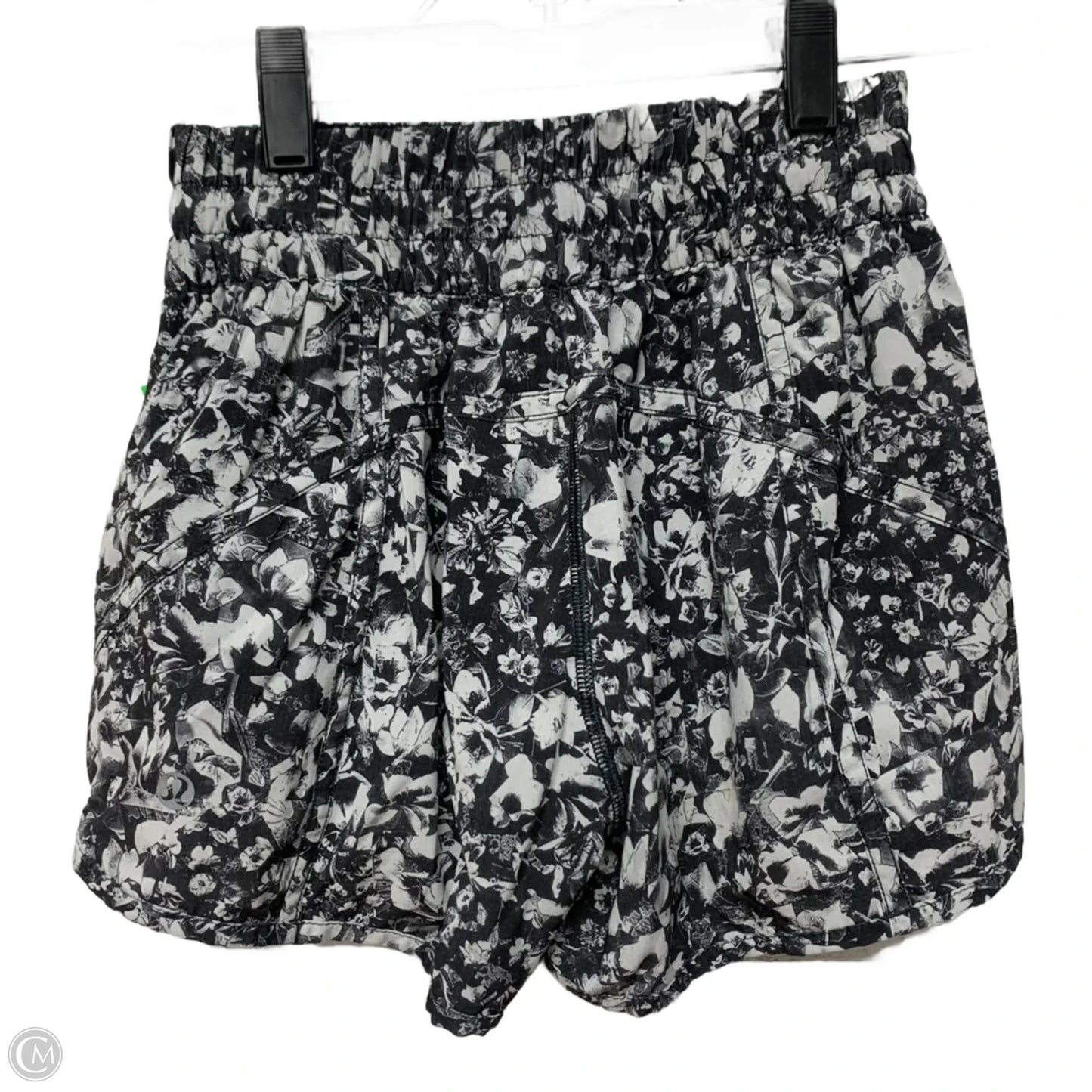 Athletic Shorts By Lululemon In Black & White, Size: S