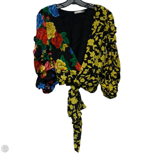 Top Short Sleeve Designer By Alice + Olivia In Black & Yellow, Size: Xs