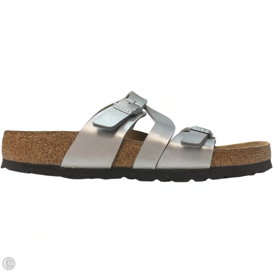 Sandals Flats By Birkenstock In Silver, Size: 8.5
