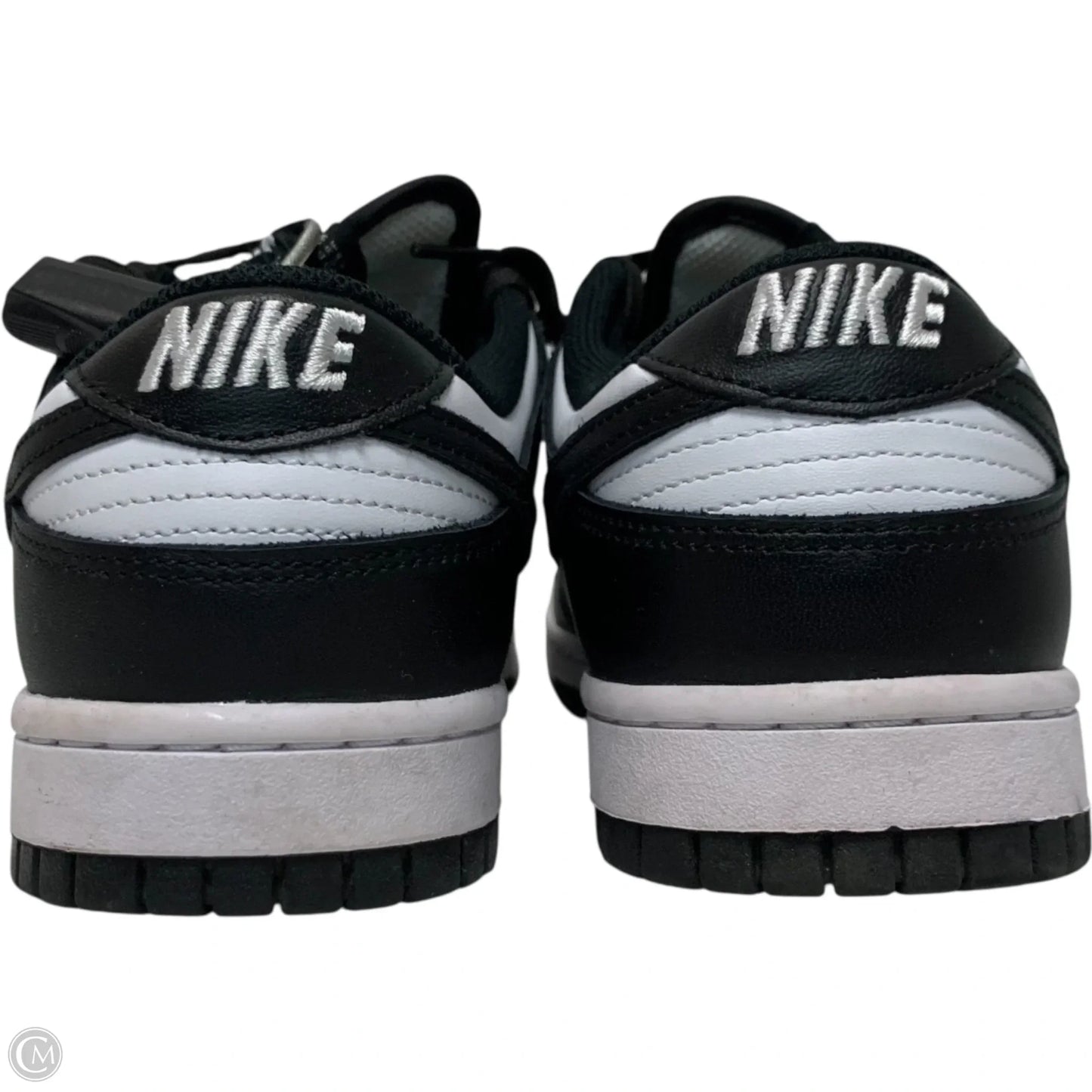 Shoes Sneakers By Nike In Black & White, Size: 8.5
