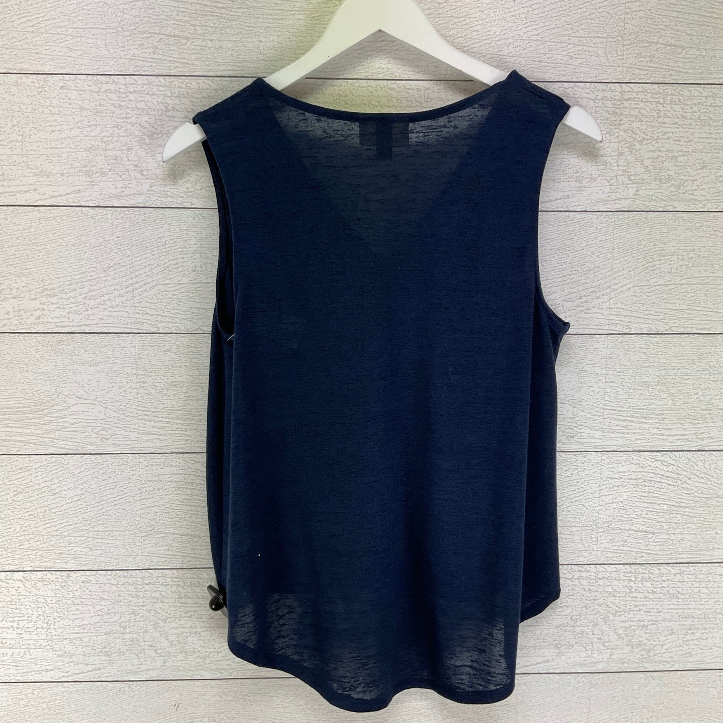Top Sleeveless Basic By Universal Thread  Size: M