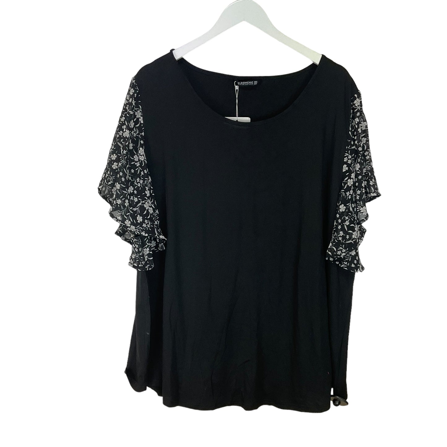 Top Short Sleeve By Bloomingdales In Black, Size: 3x