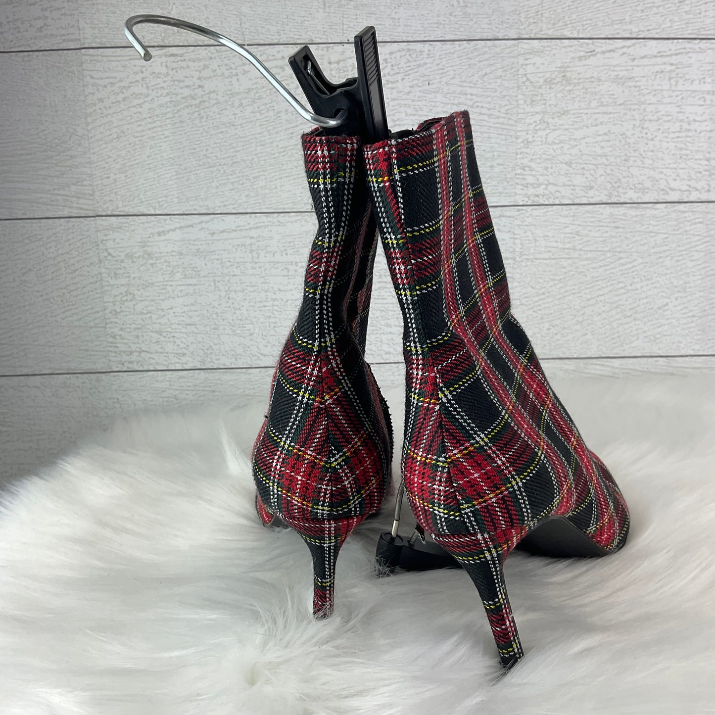 Boots Ankle Heels By Zara Basic In Plaid Pattern, Size: 7.5