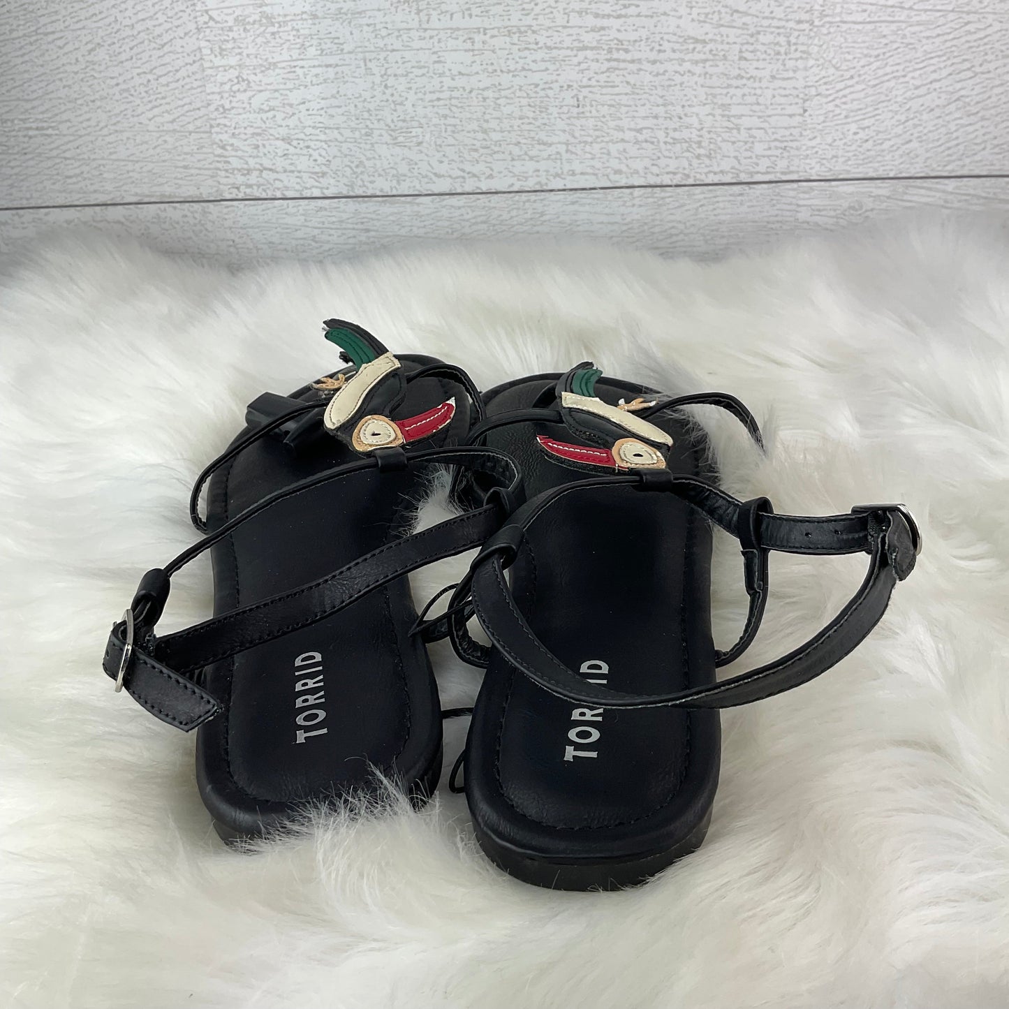 Black Sandals Flip Flops Torrid, Size 10