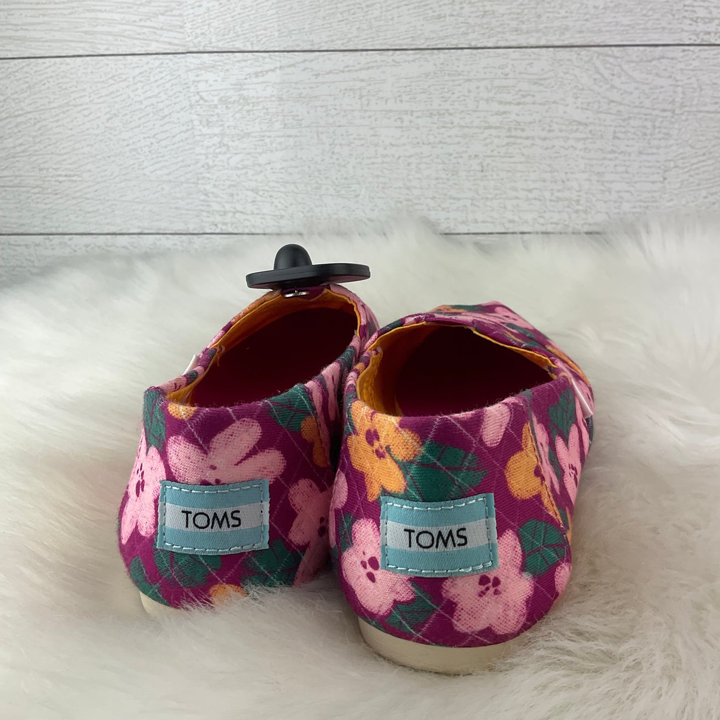 Purple Shoes Sneakers Toms, Size 7