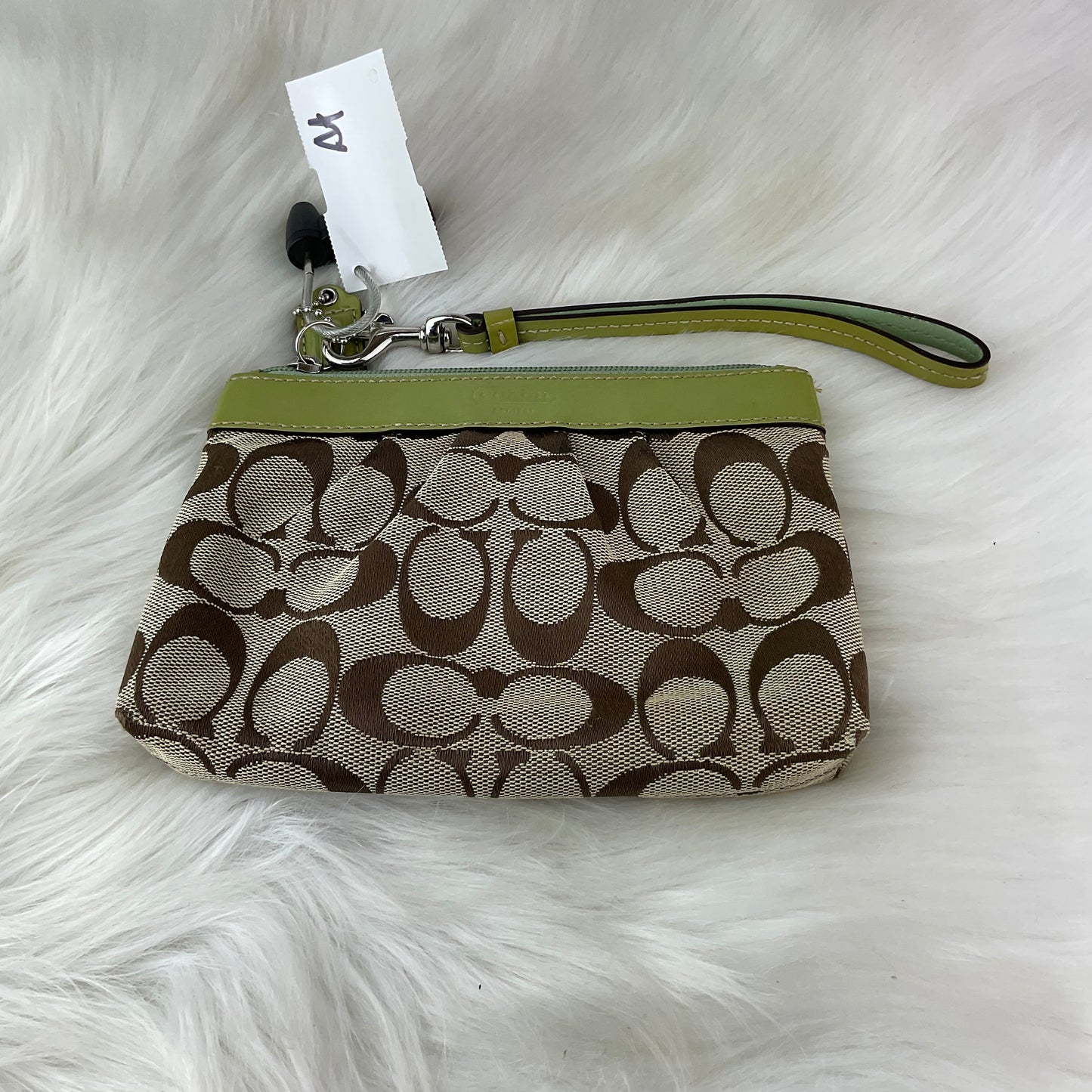 Wristlet Designer Coach, Size Medium