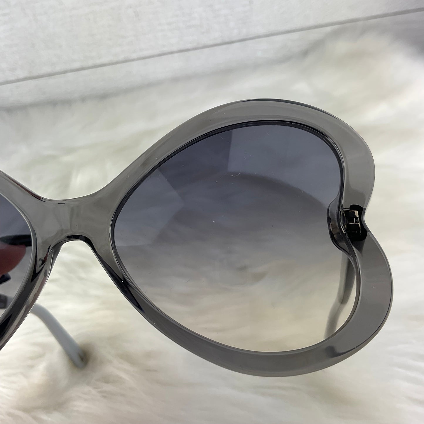 Sunglasses Luxury Designer By Cma  Size: 01 Piece