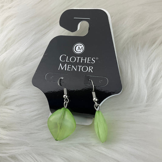 Earrings Dangle/drop Clothes Mentor, Size 0