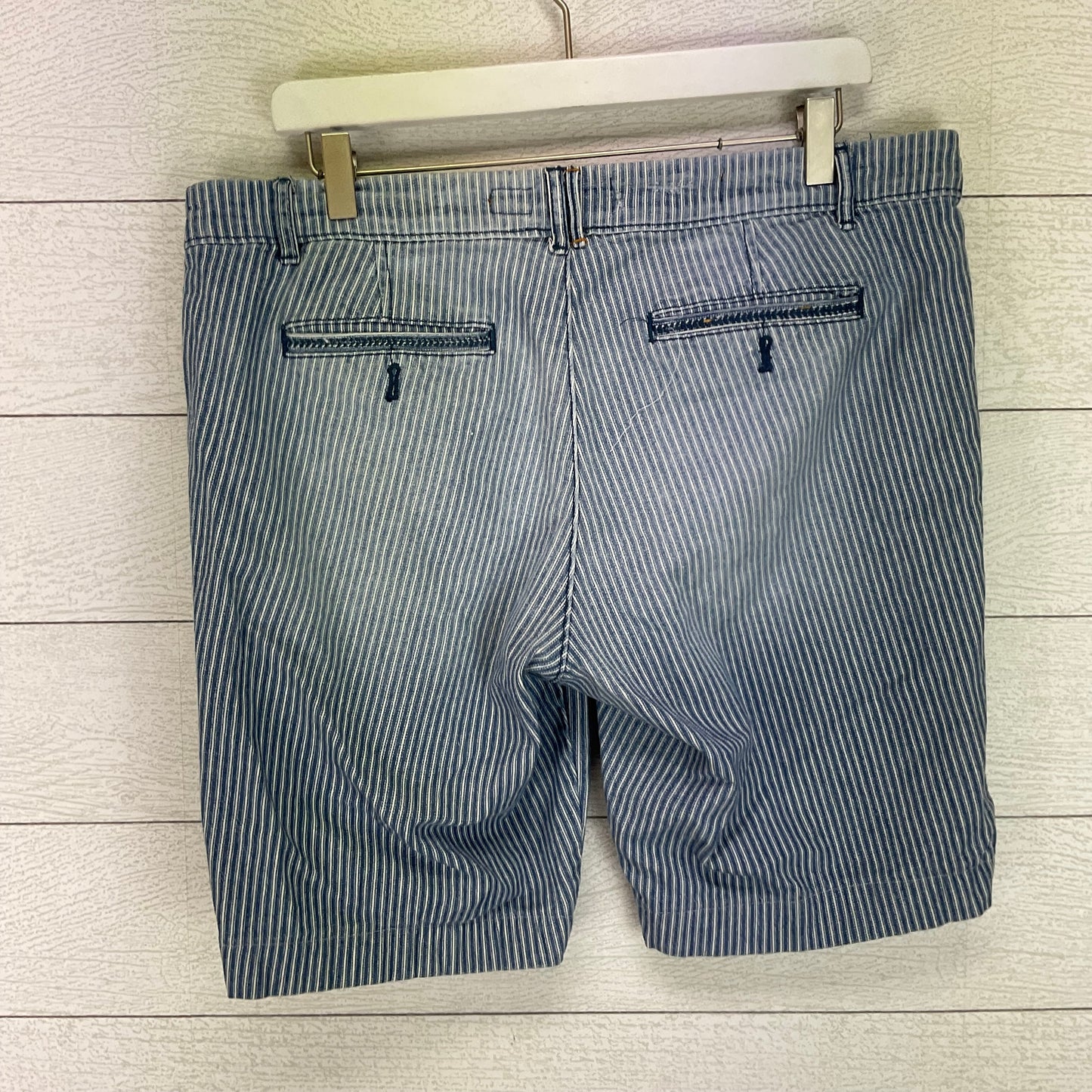 Shorts By Pilcro In Blue Denim, Size: 31