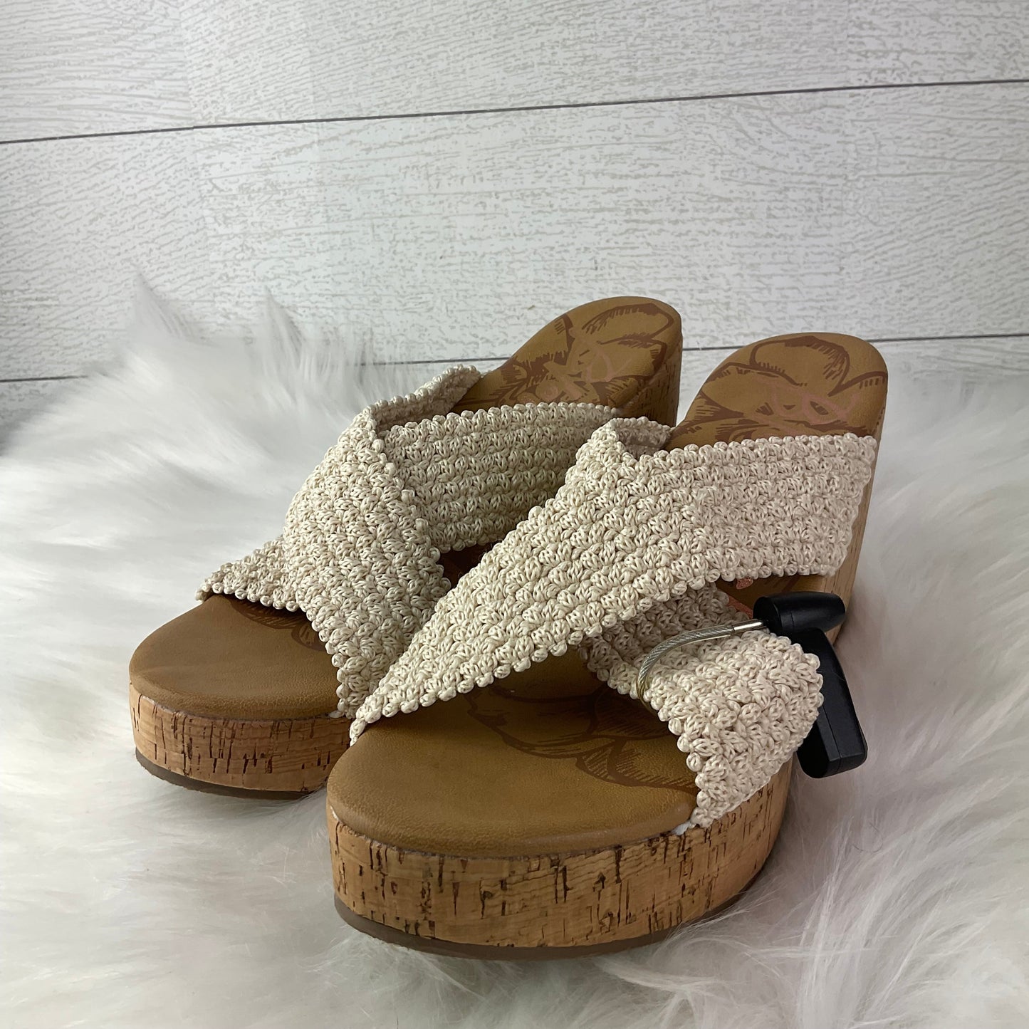 Shoes Heels Wedge By Blowfish In Cream, Size: 7.5