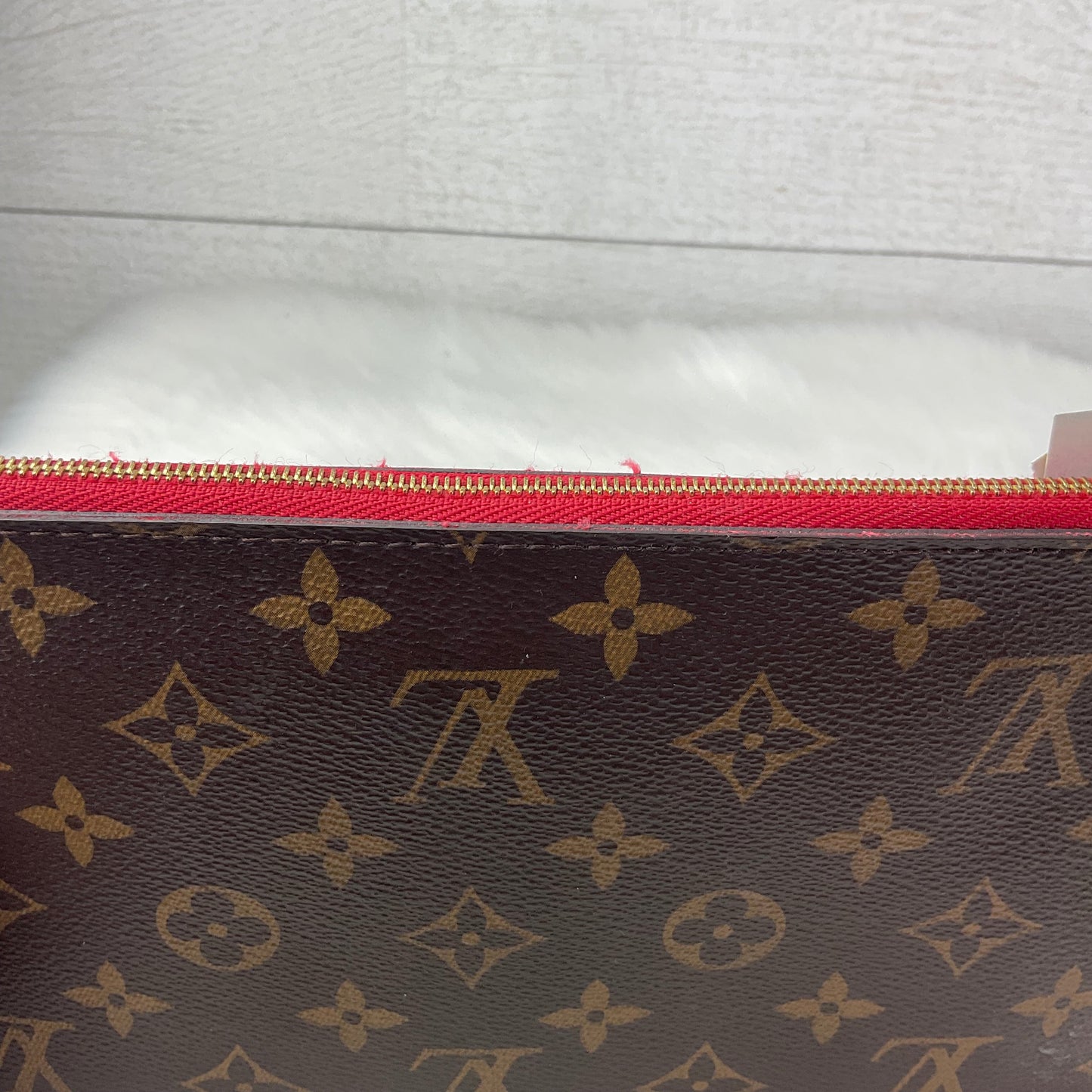 Wristlet Luxury Designer By Louis Vuitton, Size: Medium