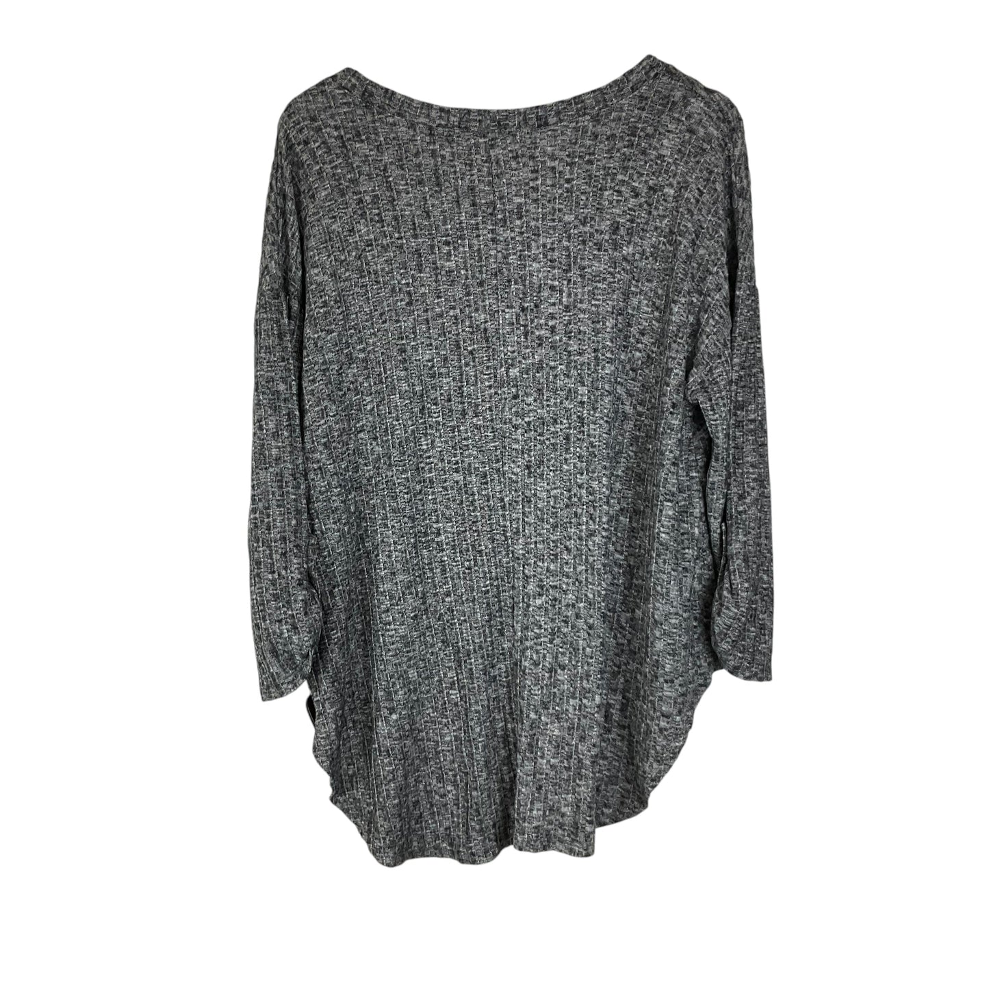 Top Long Sleeve Basic By Absolutely Famous In Grey, Size: 1x