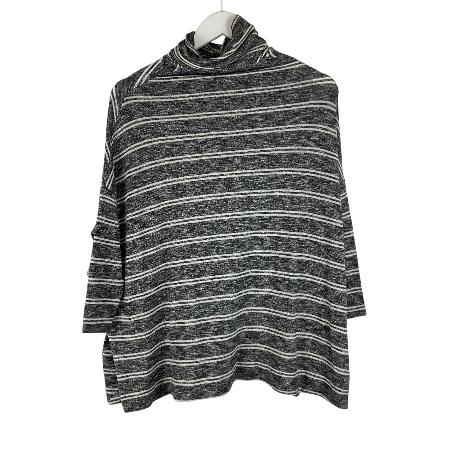 Top Long Sleeve By Anthropologie In Grey, Size: Xs