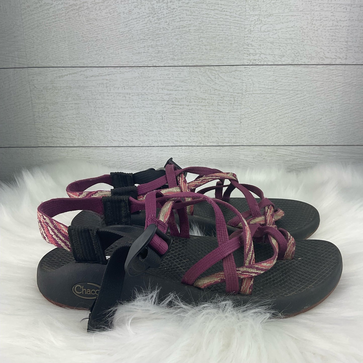 Sandals Flats By Chacos In Purple, Size: 8