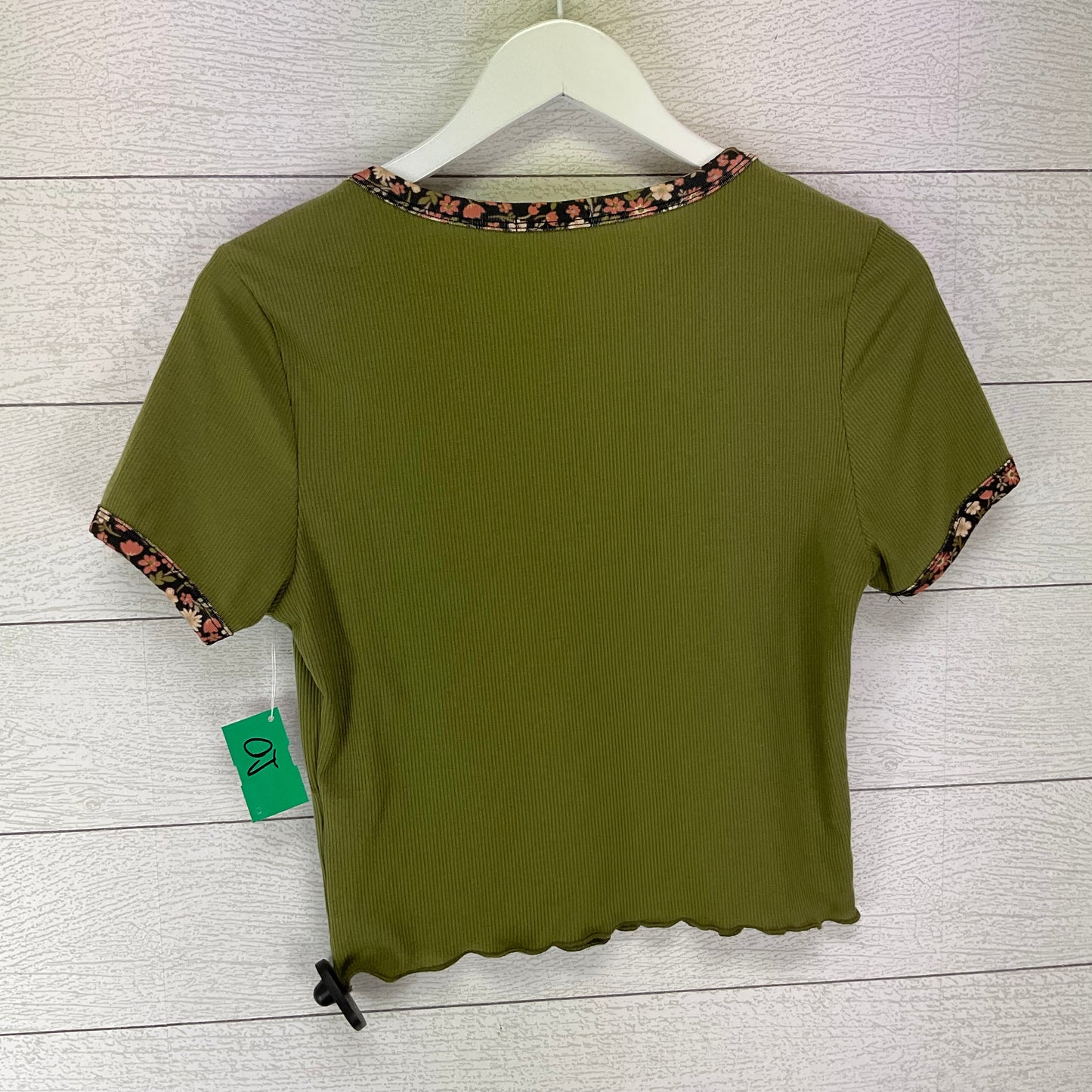 Green Top Short Sleeve Heart & Hips, Size L