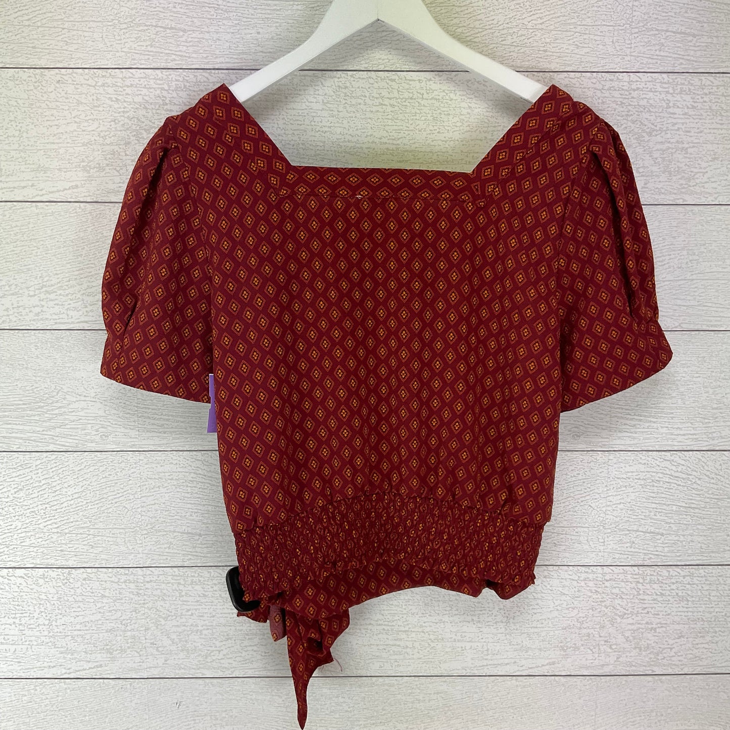 Red Top Short Sleeve Lily White, Size S