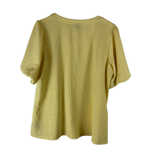 Top Short Sleeve By Agb In Yellow, Size: 2x