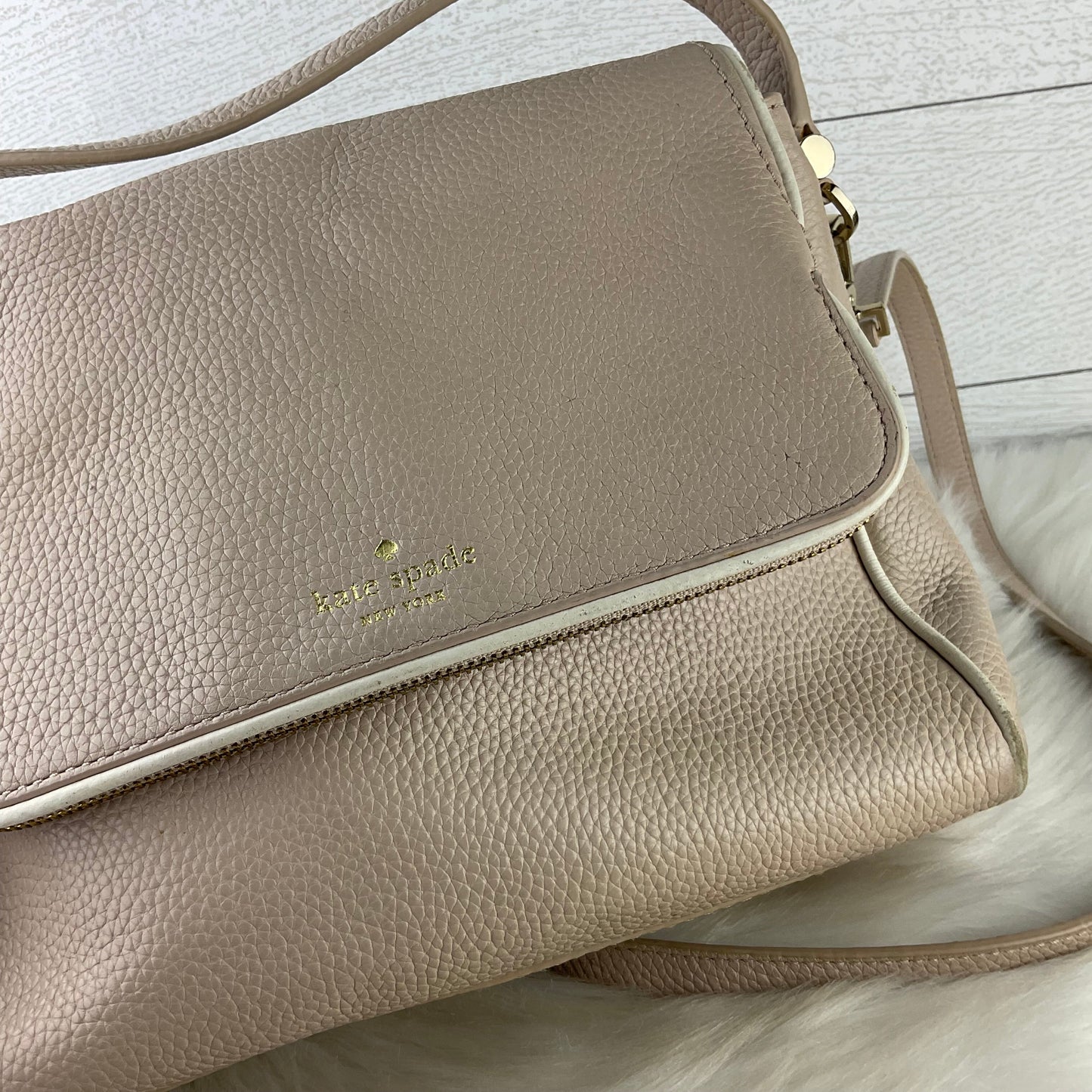 Crossbody Designer By Kate Spade  Size: Medium