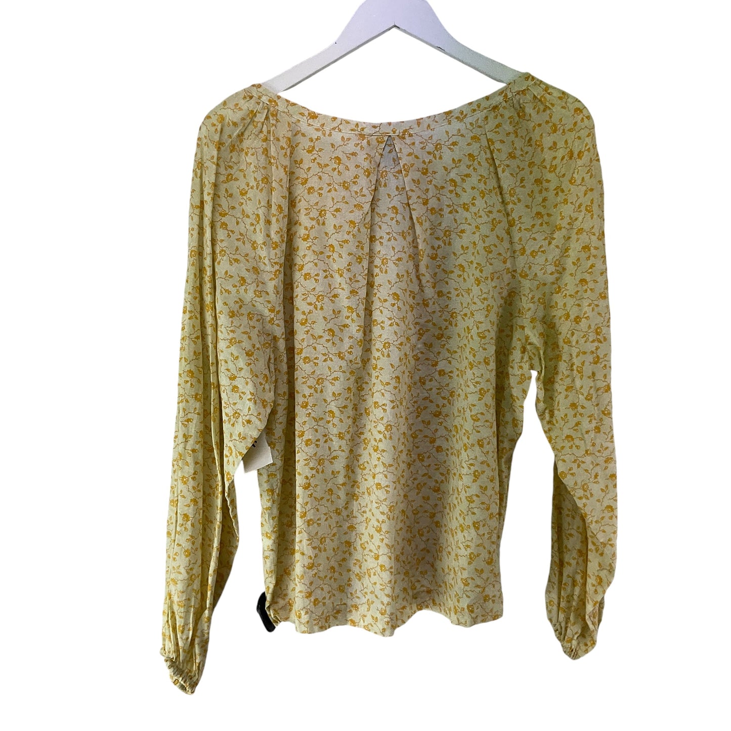 Top Long Sleeve By Universal Thread In Yellow, Size: M