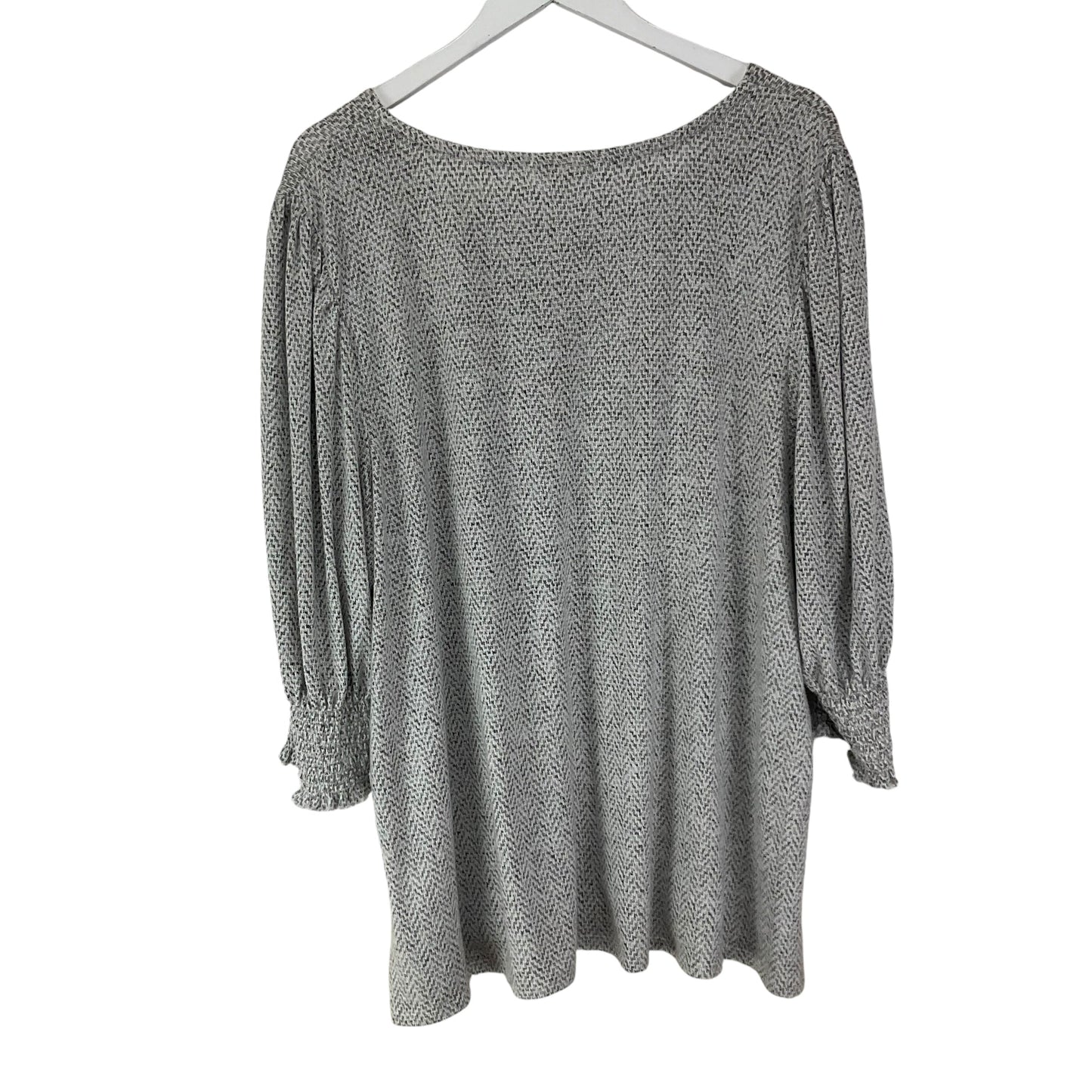 Top Short Sleeve By Clothes Mentor In Grey, Size: 3x