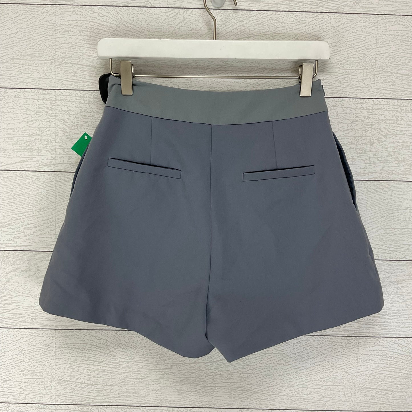 Shorts By Clothes Mentor  Size: M