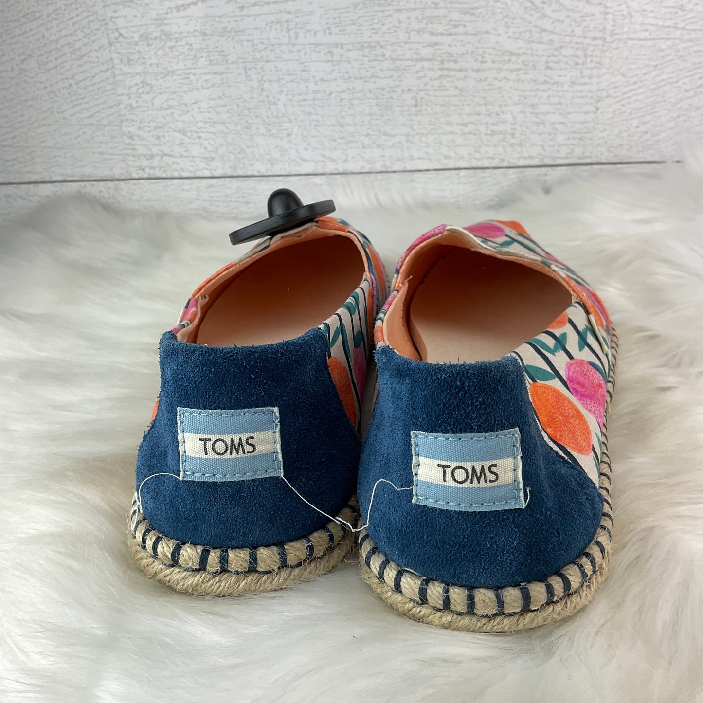 Shoes Flats By Toms  Size: 10