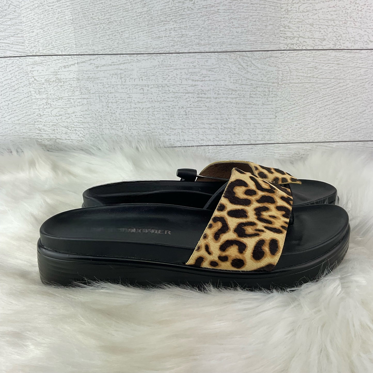 Sandals Flats By Donald Pliner  Size: 6.5