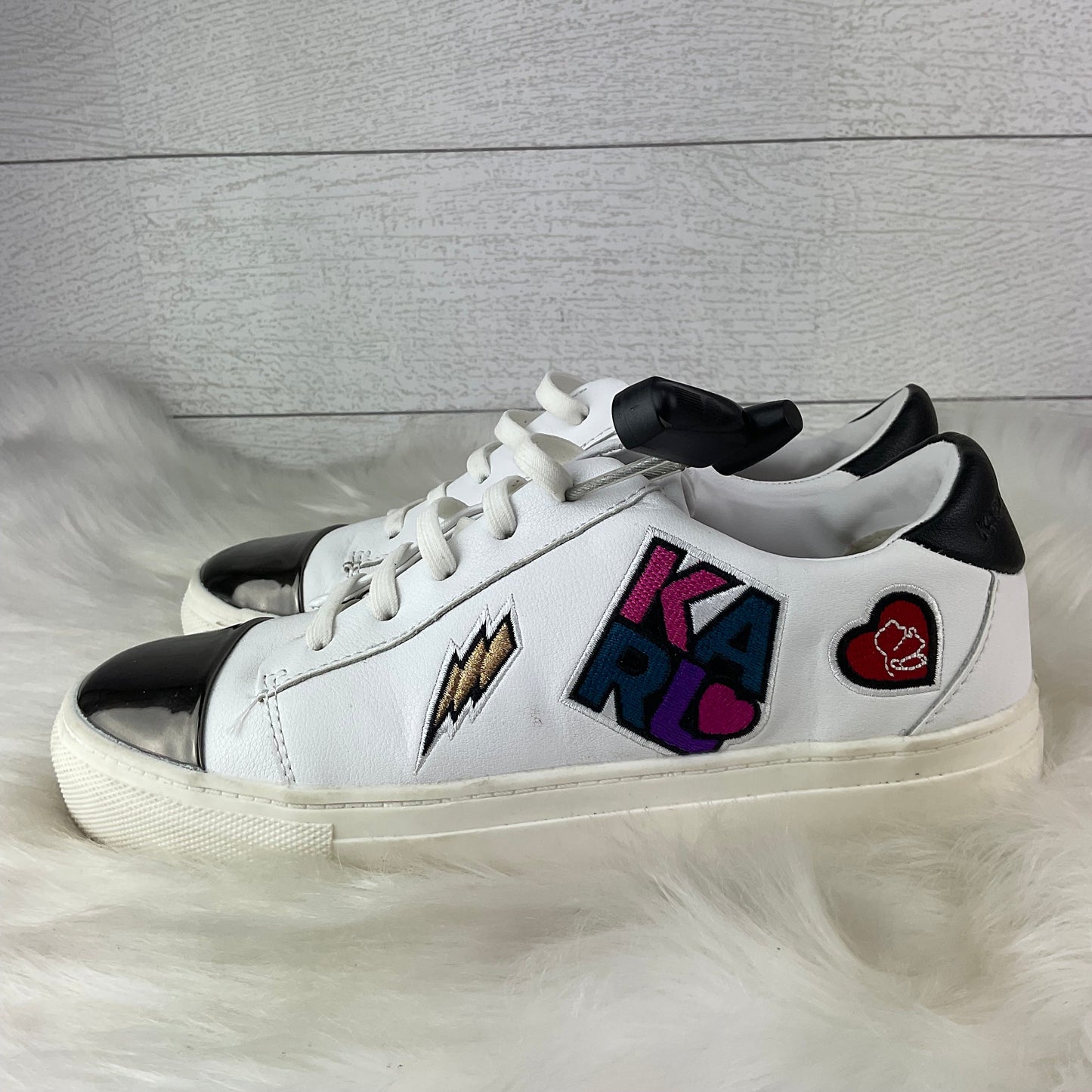 White Shoes Designer Karl Lagerfeld, Size 6.5