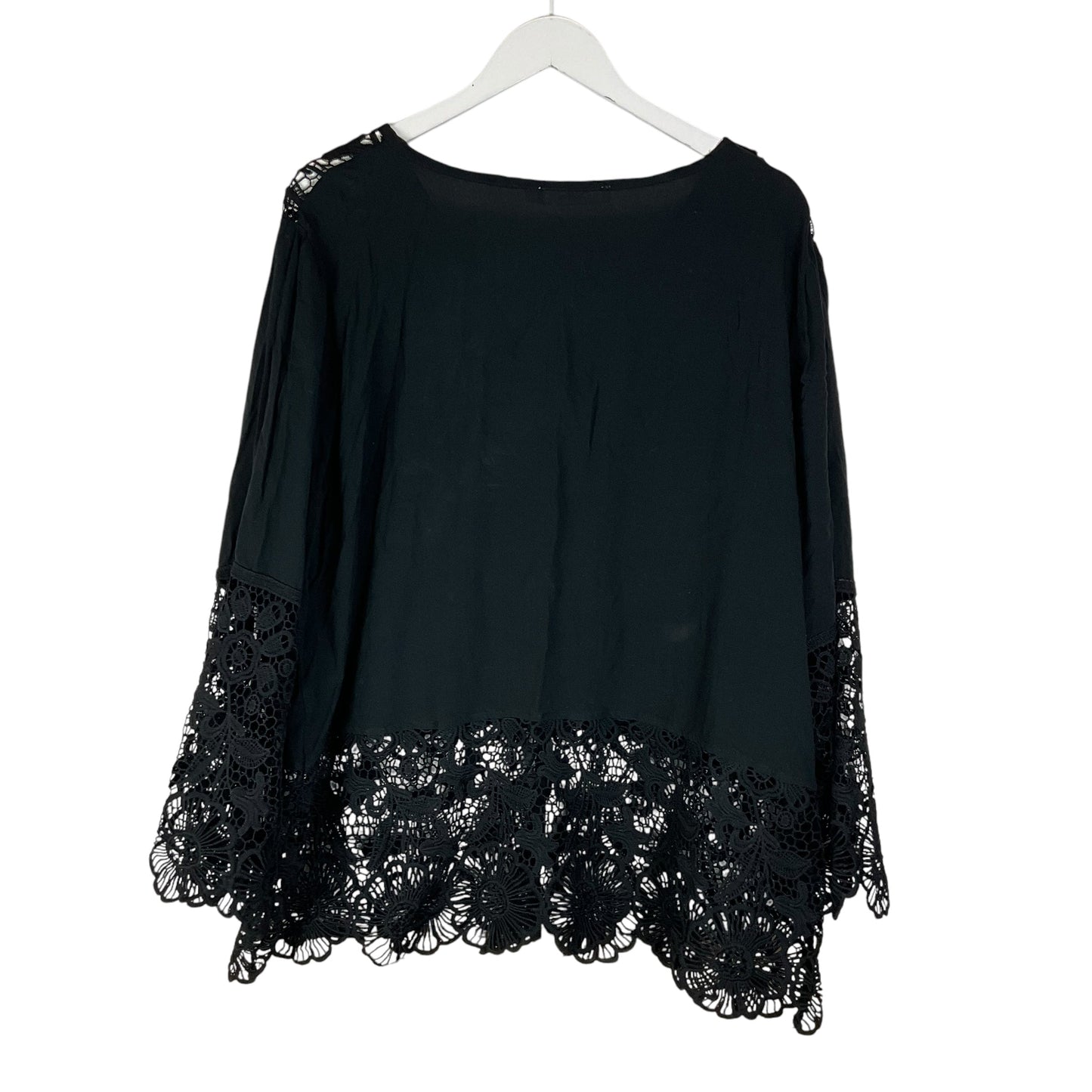 Top Long Sleeve By Solitaire In Black, Size: 2x