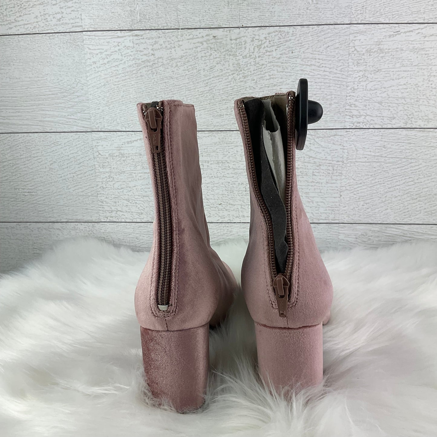 Boots Designer By Free People In Pink, Size: 6