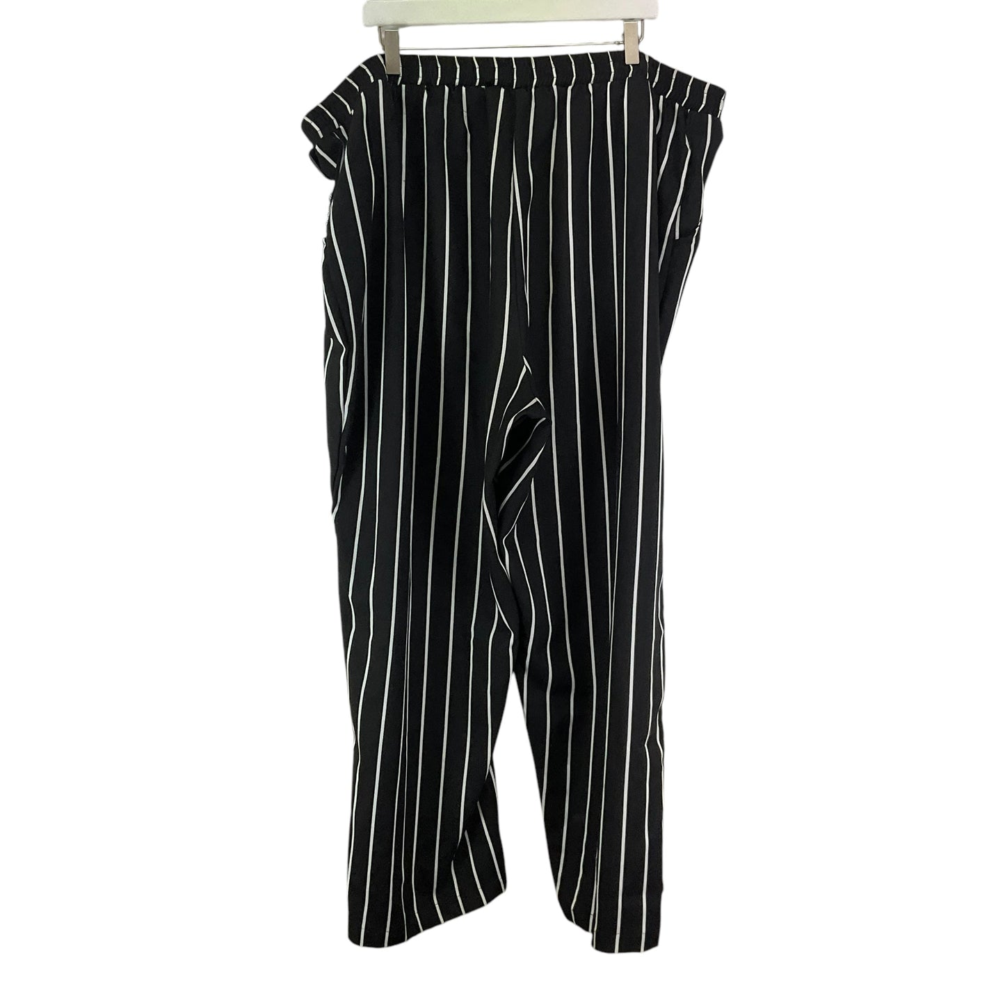 Pants Other By Clothes Mentor In Black & White, Size: 3x